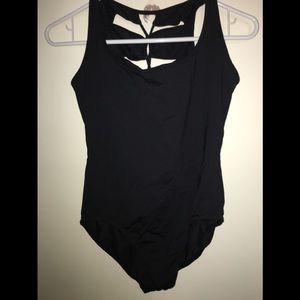 Black Keyhole Leotard Mirella